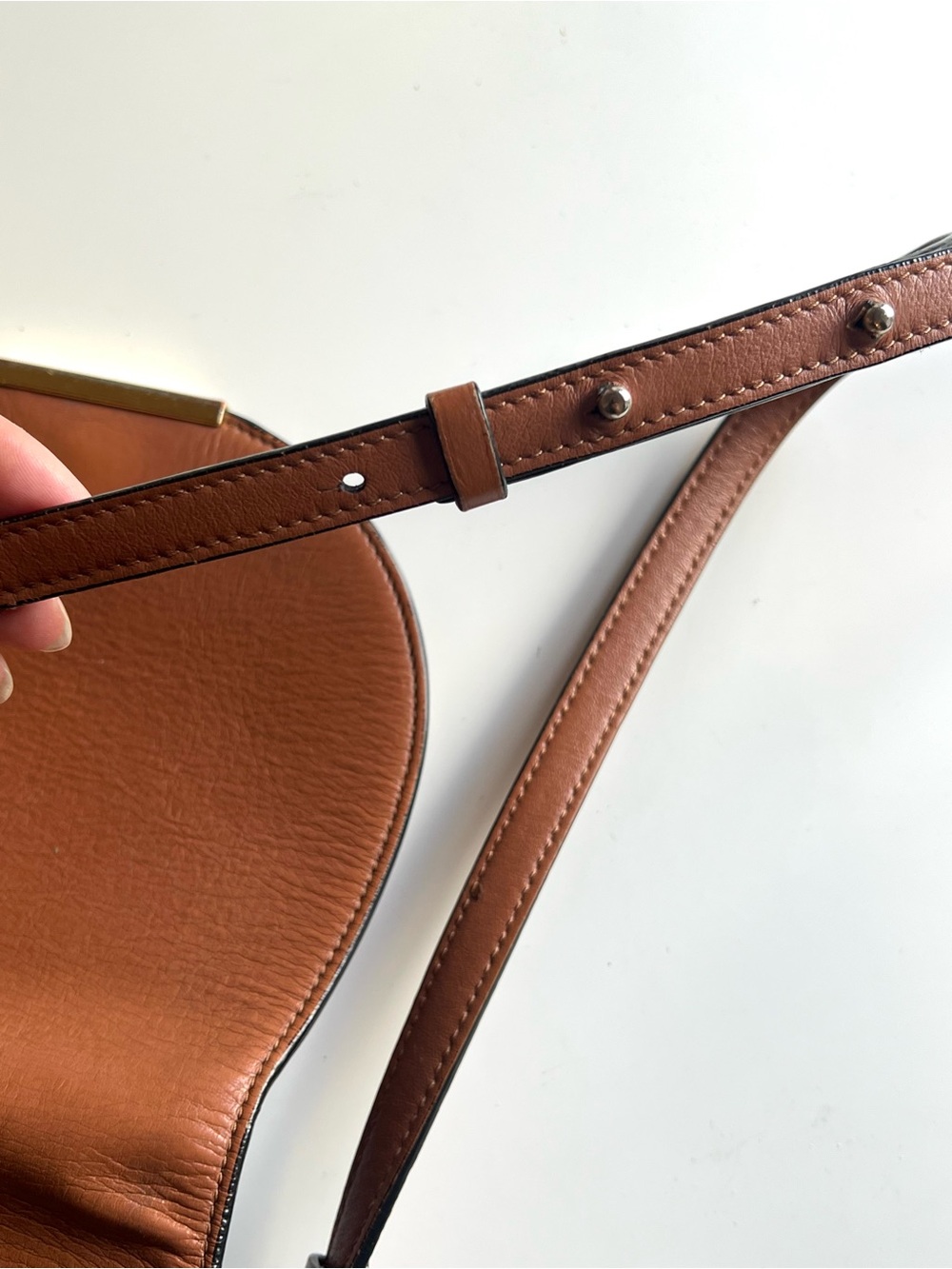 Cuyana mini flap saddle bag leather crossbody shoulder purse caramel tan camel - Picture 6 of 15